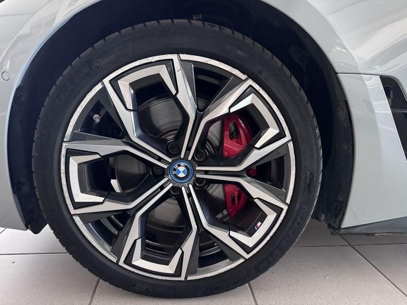 BMW i4 M50