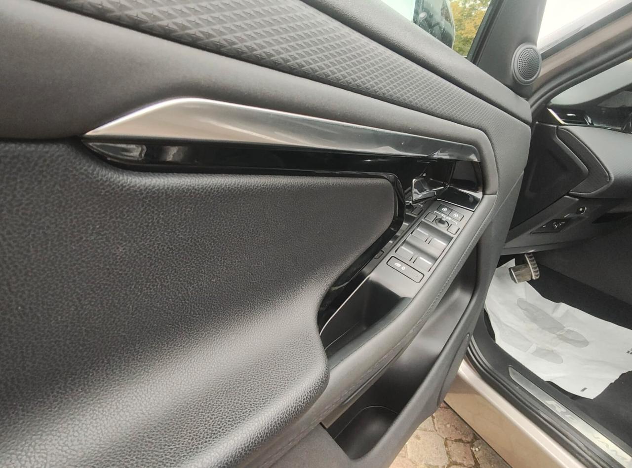 Land Rover Range Evoque 2.0D I4 163 CV R-Dynamic S