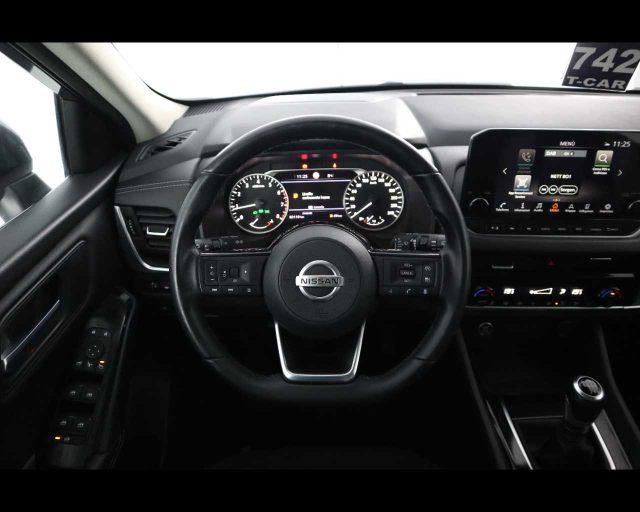 NISSAN Qashqai MHEV 140 CV Business
