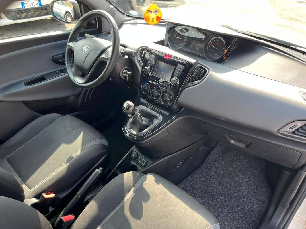 Lancia Ypsilon 1.2 Opening edition ecochic Gpl 69cv