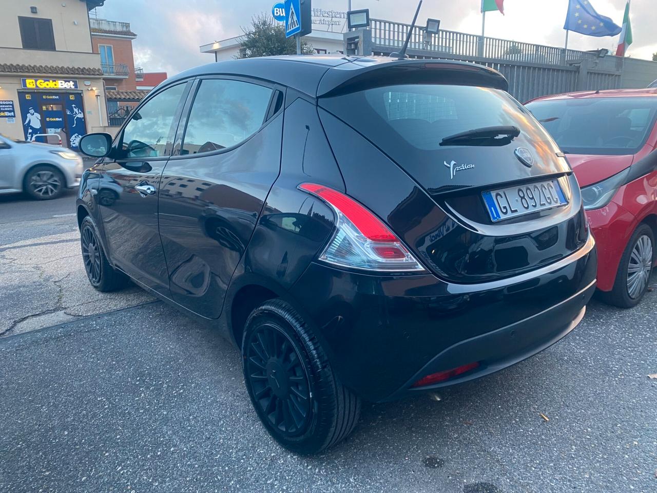 LANCIA Ypsilon 1.0 Hybrid 5posti Silver-PDC Posteriori