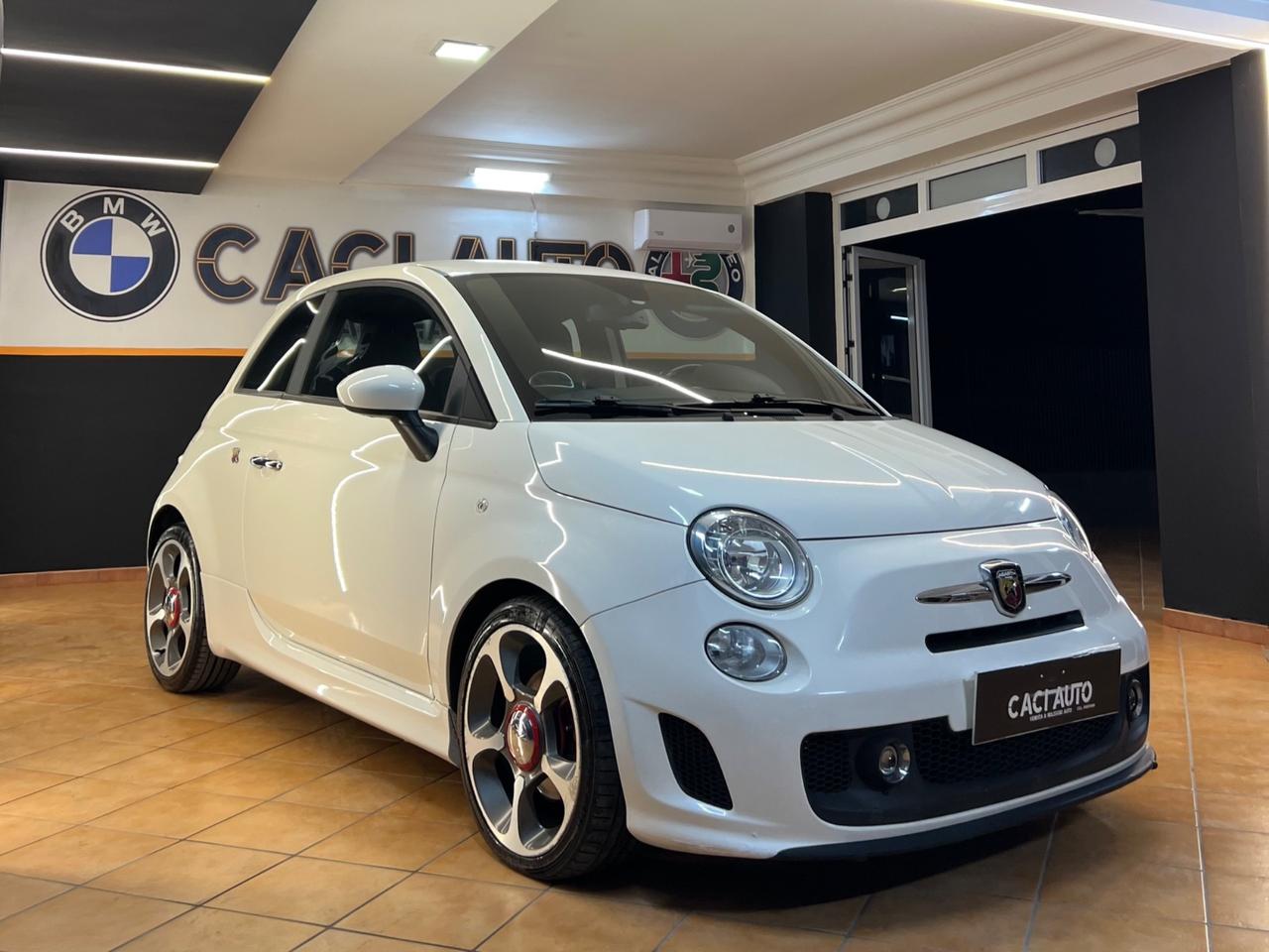 Abarth 500 1.4 Turbo T-Jet Custom