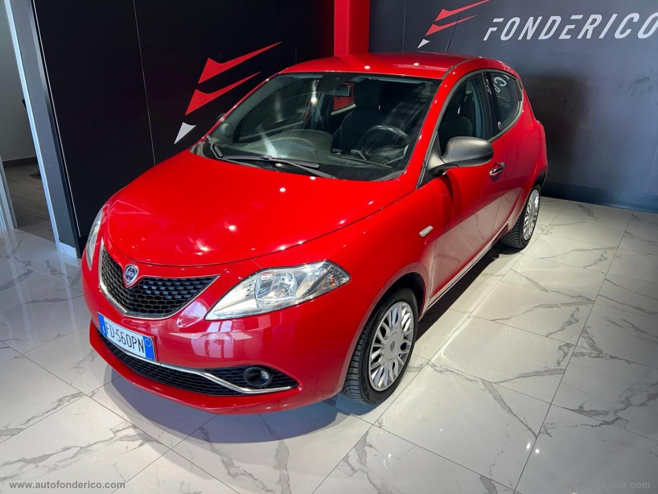 LANCIA Ypsilon 1.2 69 CV 5p. GPL Ecochic Gold