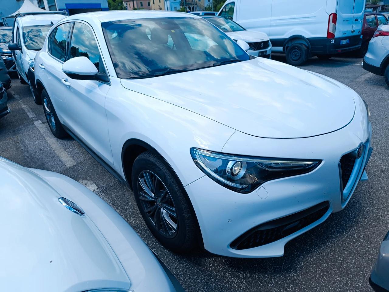 Alfa Romeo Stelvio 2.2 Turbodiesel 190 CV AT8 RWD Executive