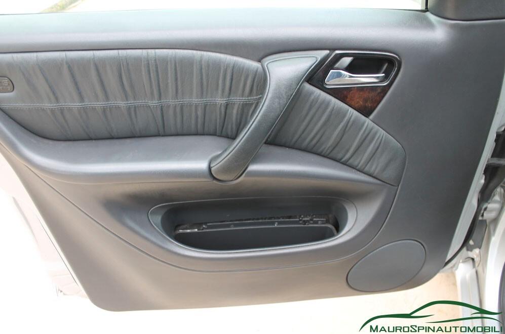 MERCEDES 270 CDI turbodiesel 4X4 GANCIO TRAINO