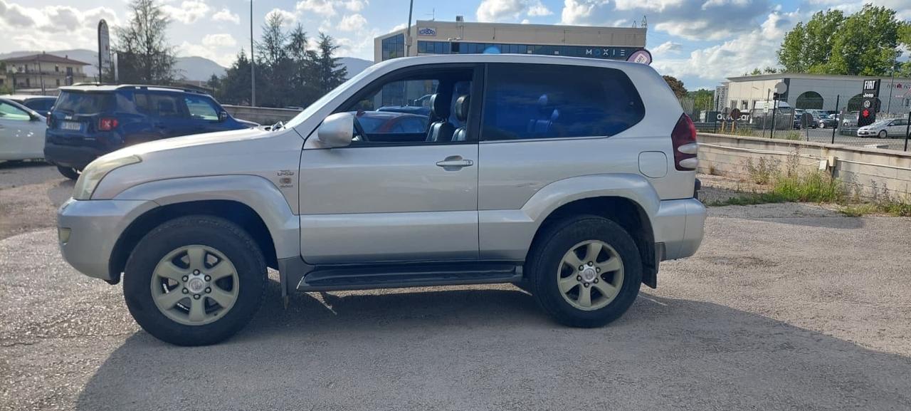Toyota Land Cruiser 3.0 D-4D 16V cat 3 porte