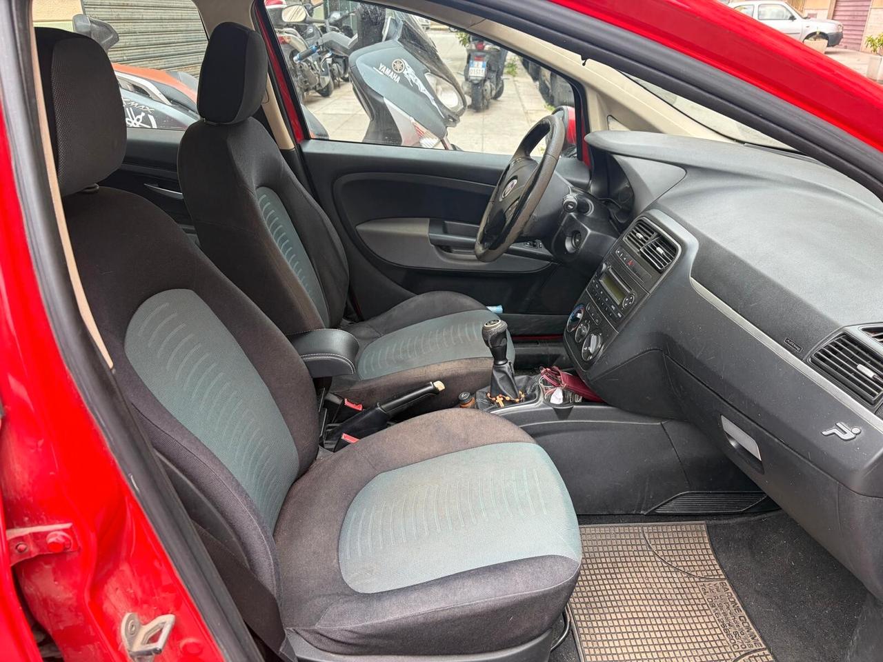 Fiat Grande Punto 1.3 MJT 75 CV 5 porte Dynamic