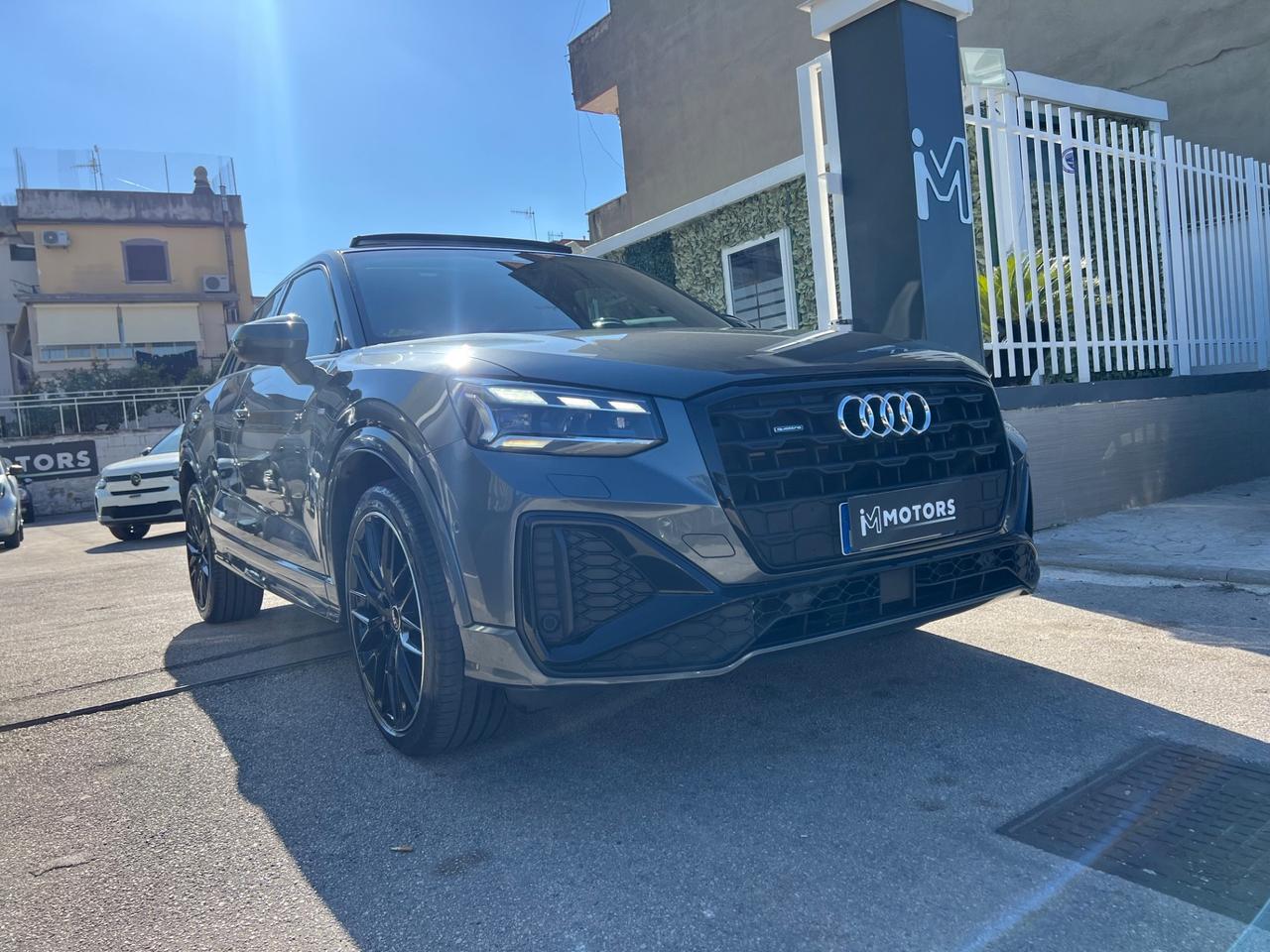 Audi Q2 35 TDI quattro S tronic Identity Black