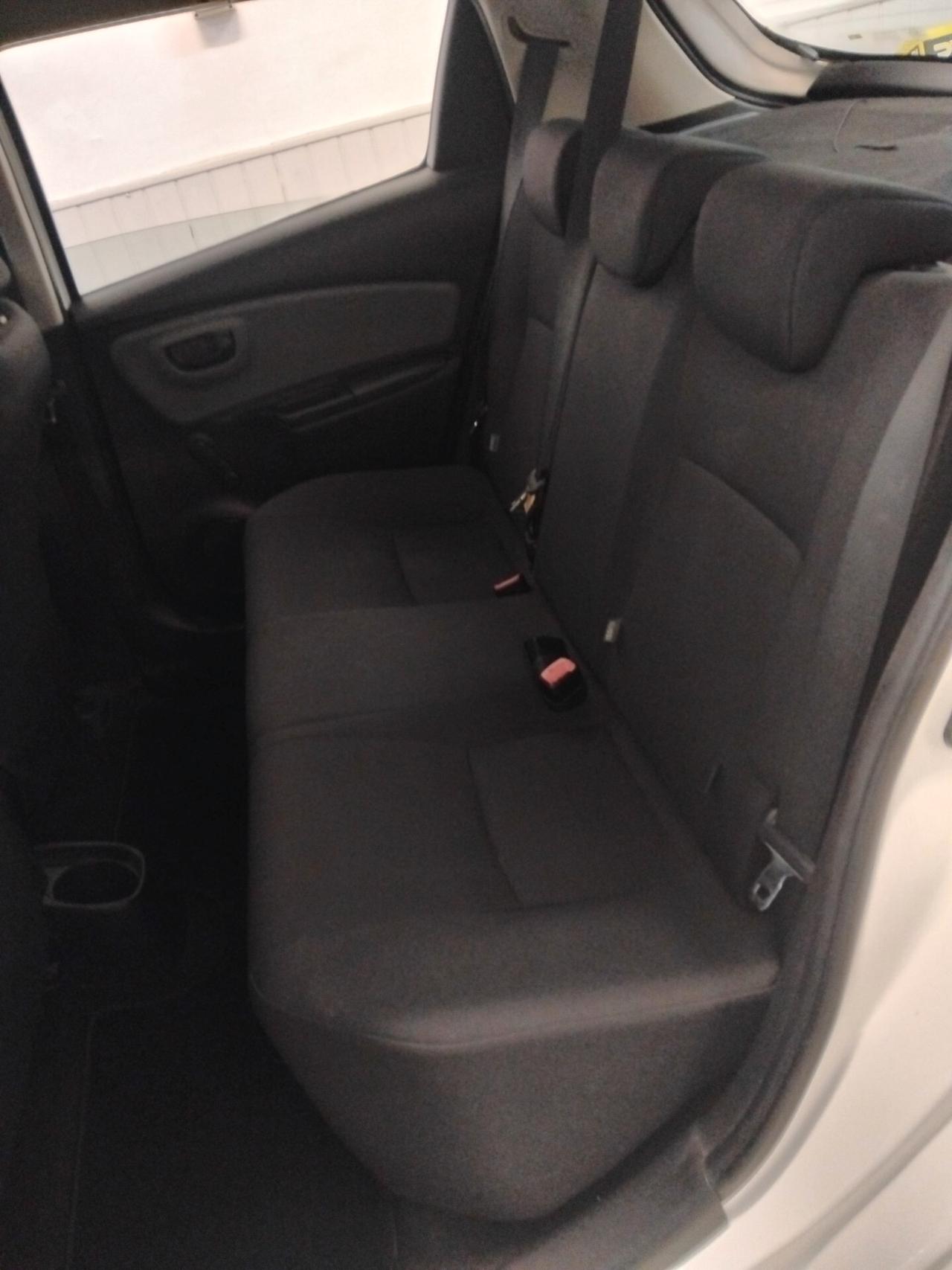 Toyota Yaris 1000 lounge
