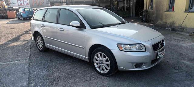 VOLVO V50 2.0 D cat NON VA IN MOTO