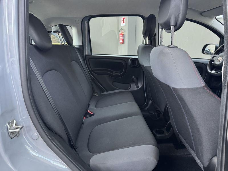FIAT Panda 1.2 Easy 69cv E6 UNIPRO NEOPATENTATI CRONOLOGIA TAGLIANDI