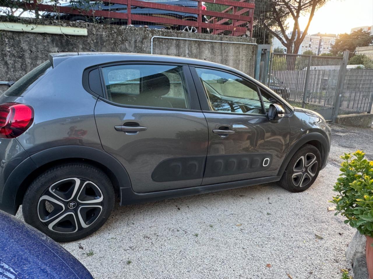 Citroen C3 PureTech 82 Shine NUOVA