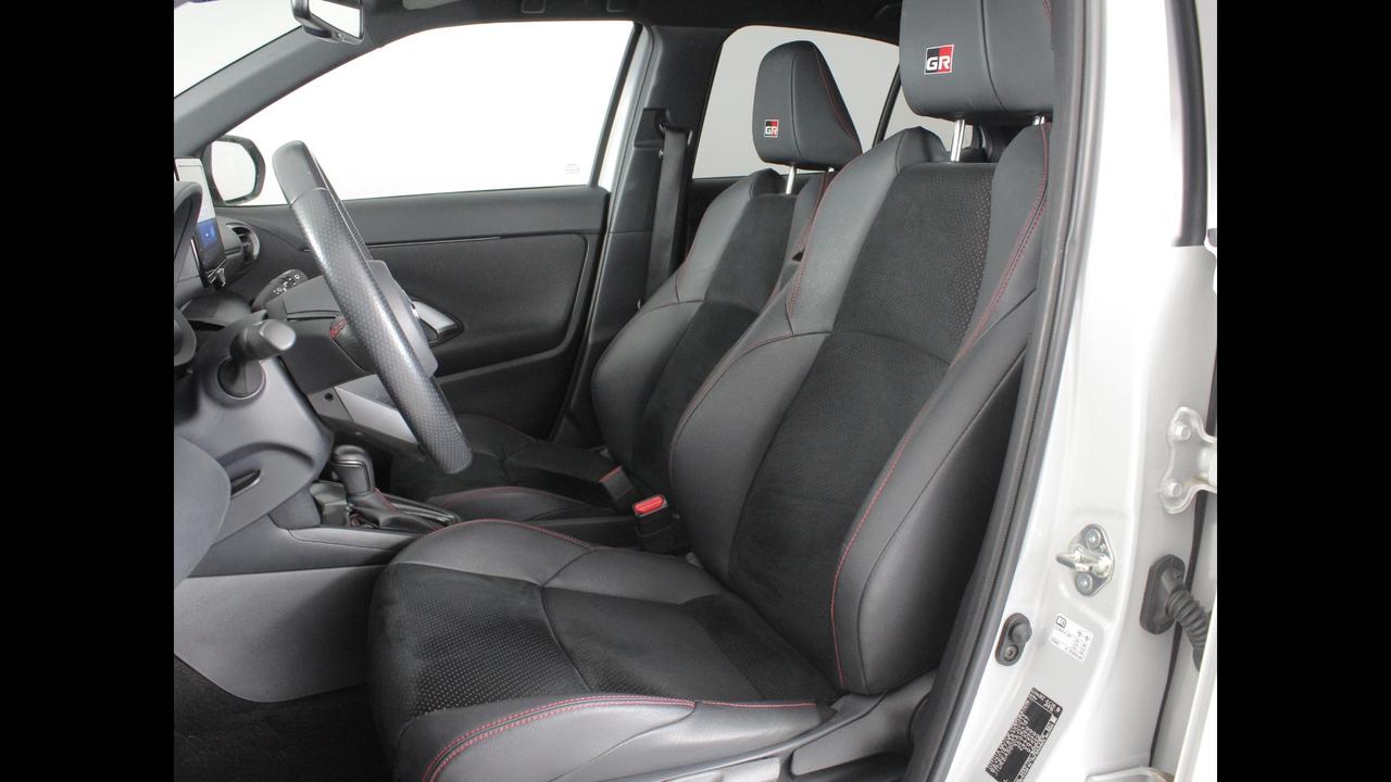 TOYOTA Yaris Cross - Yaris Cross 1.5h GR Sport fwd 116cv e-cvt