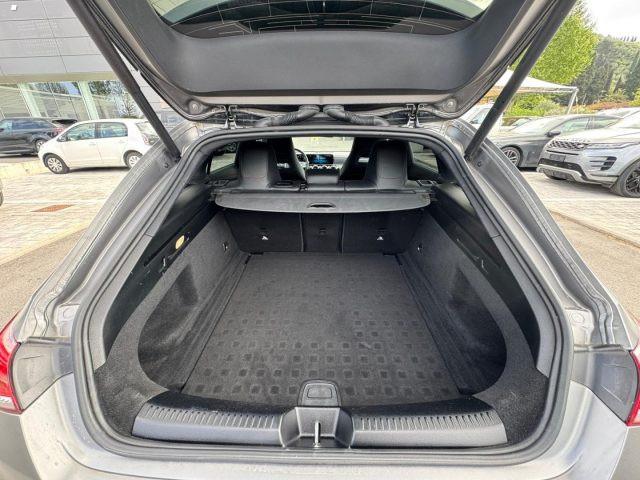 MERCEDES-BENZ A 200 d Automatic Premium