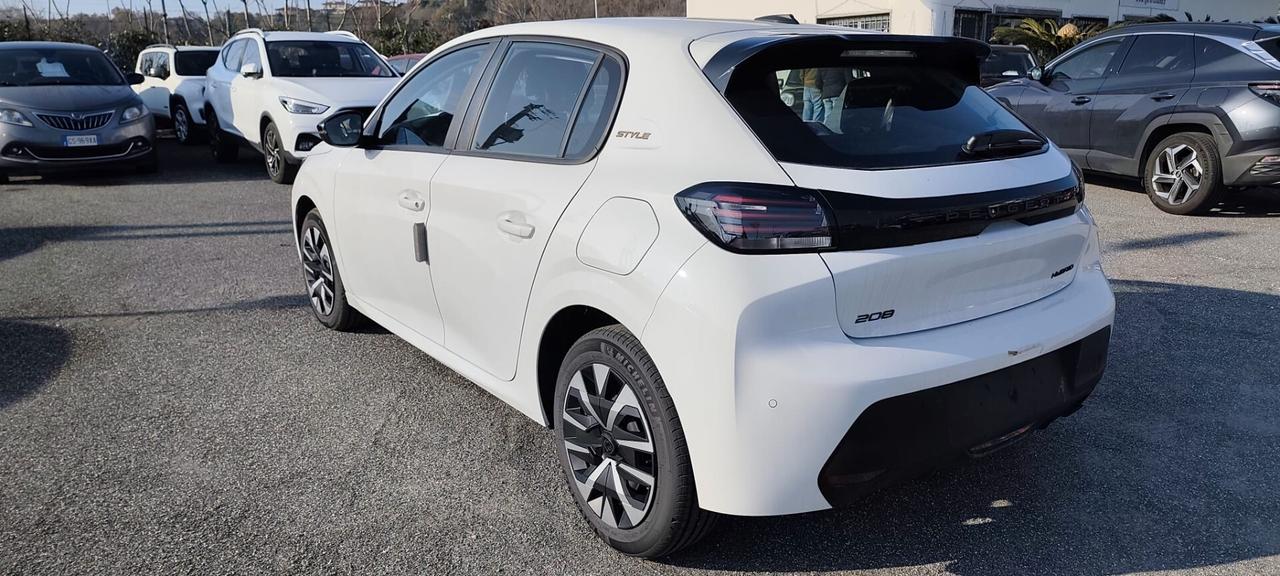 Peugeot 208 Hybrid 110 e-DCS6 5 porte Style