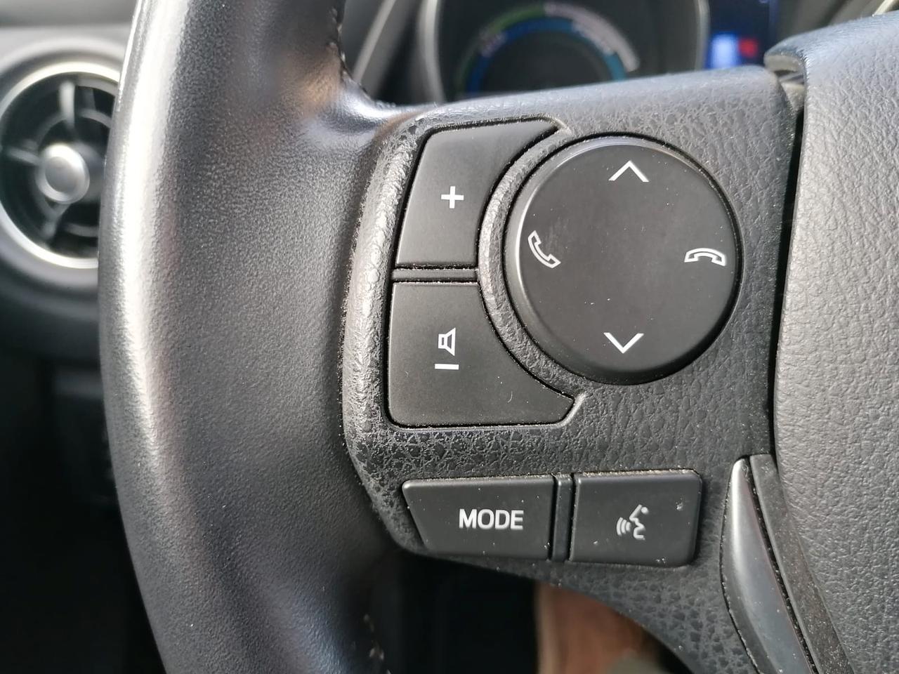 Toyota Auris Touring Sports 1.8 Hybrid Lounge