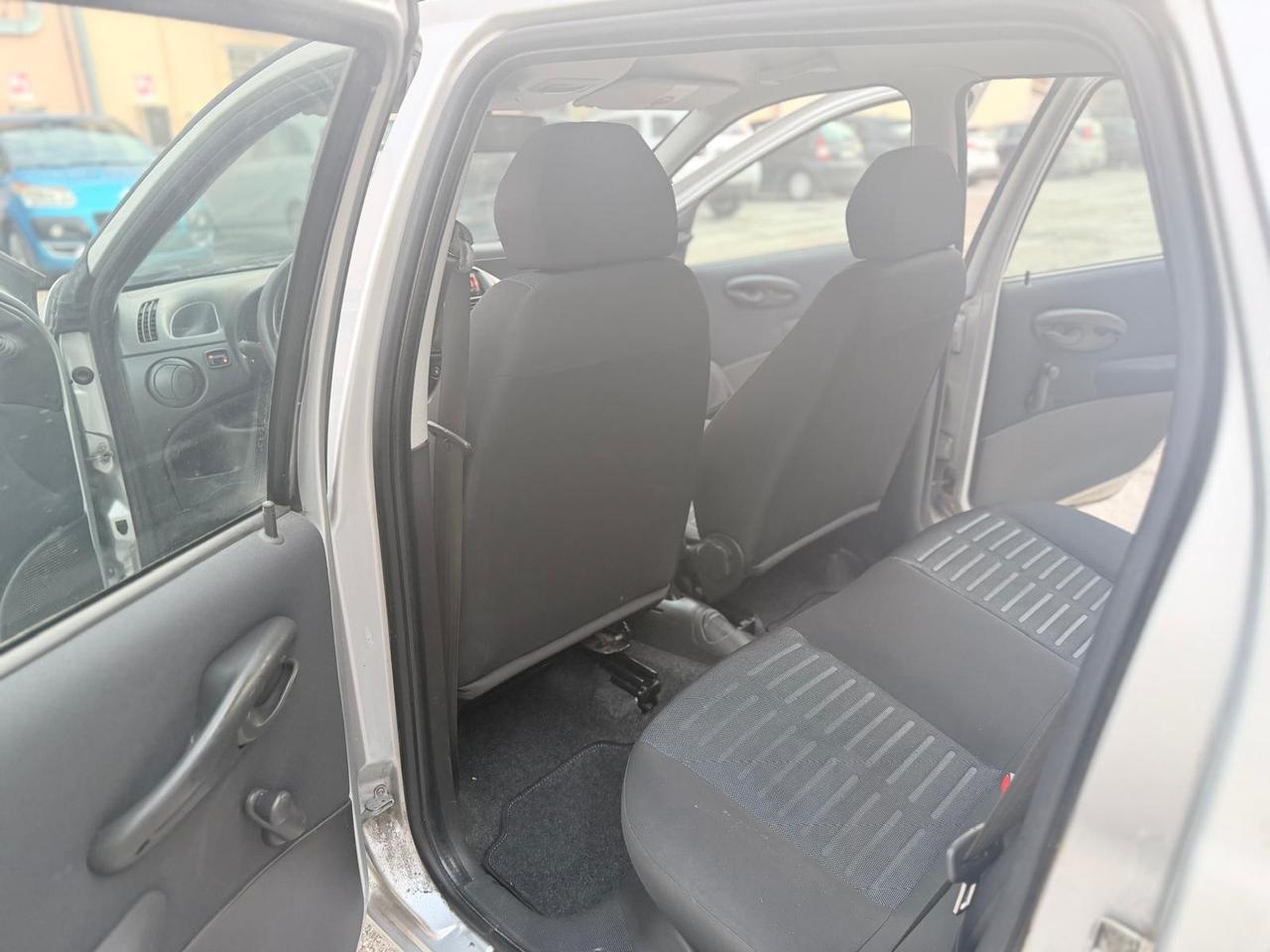 Fiat Punto 1.2 GPL 2010 Neopatentati