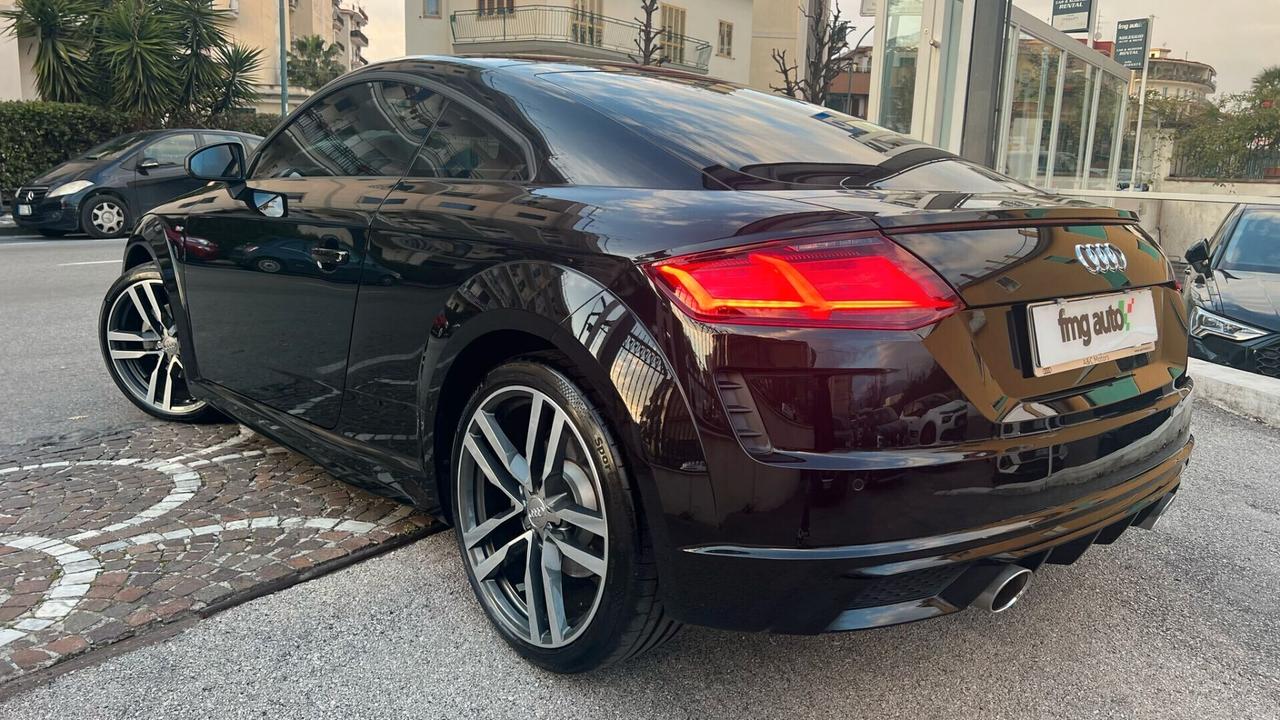 Audi TT Coupé 40 TFSI S tronic S-Line *KM 7.000*