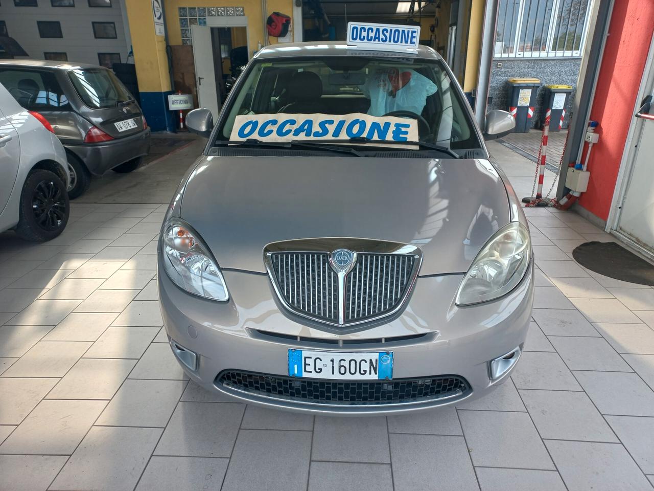 Lancia Ypsilon 1.2 69 CV EURO 5