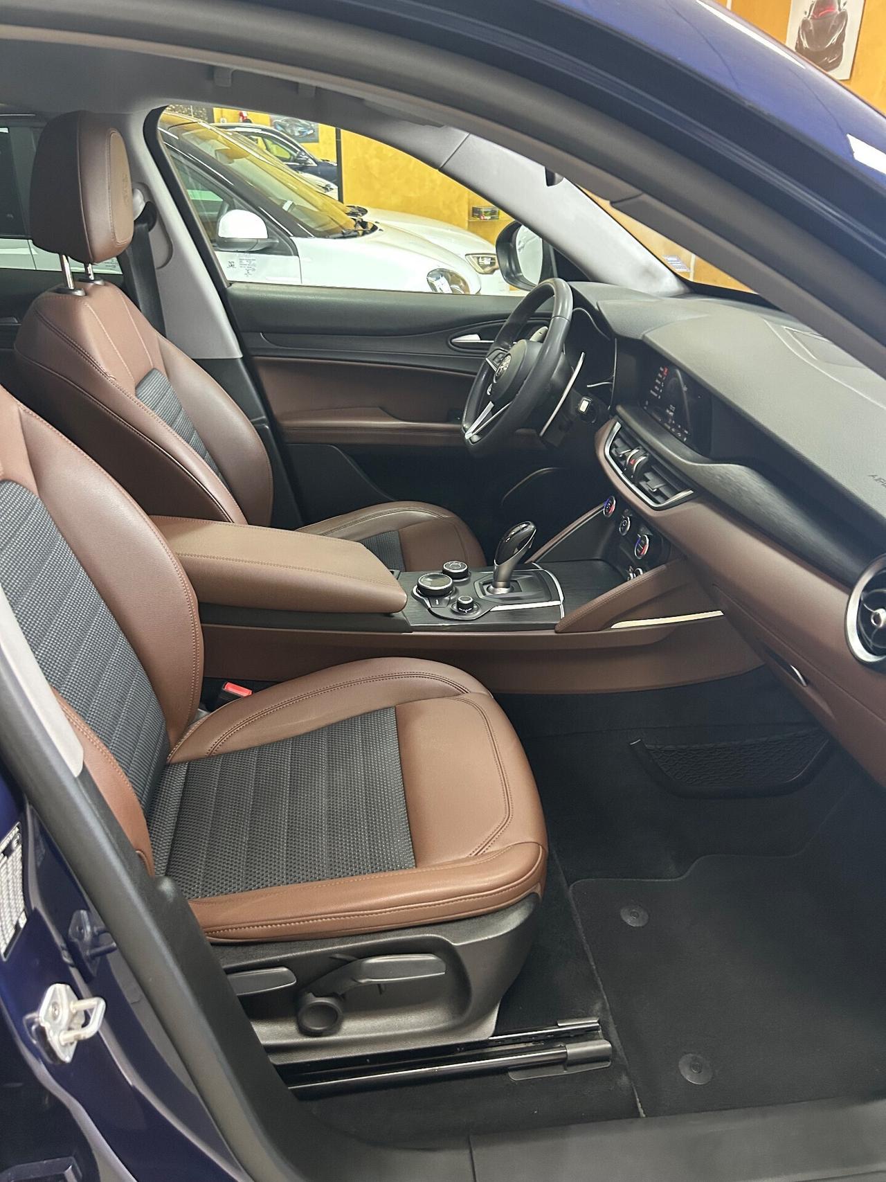 ALFA ROMEO STELVIO 2.2 Jtdm 150 cv AT8 Super-2018