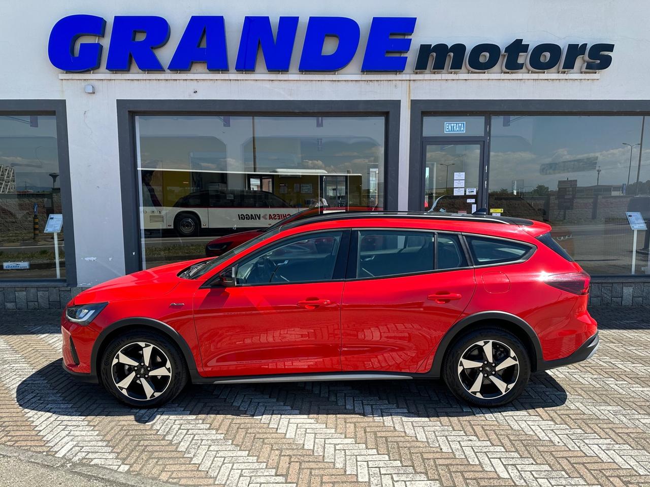 Ford Focus 1.0 EcoBoost Hybrid 125 CV SW ST-Line