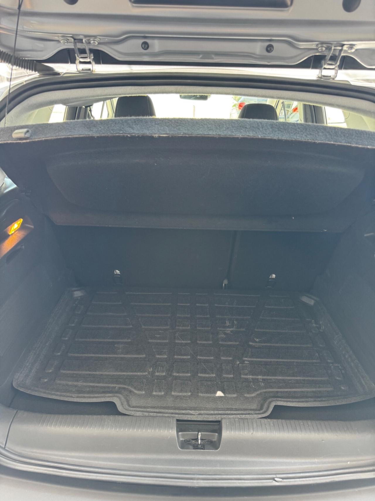 Opel Crossland X 1.2 Turbo 12V 110 CV GPL