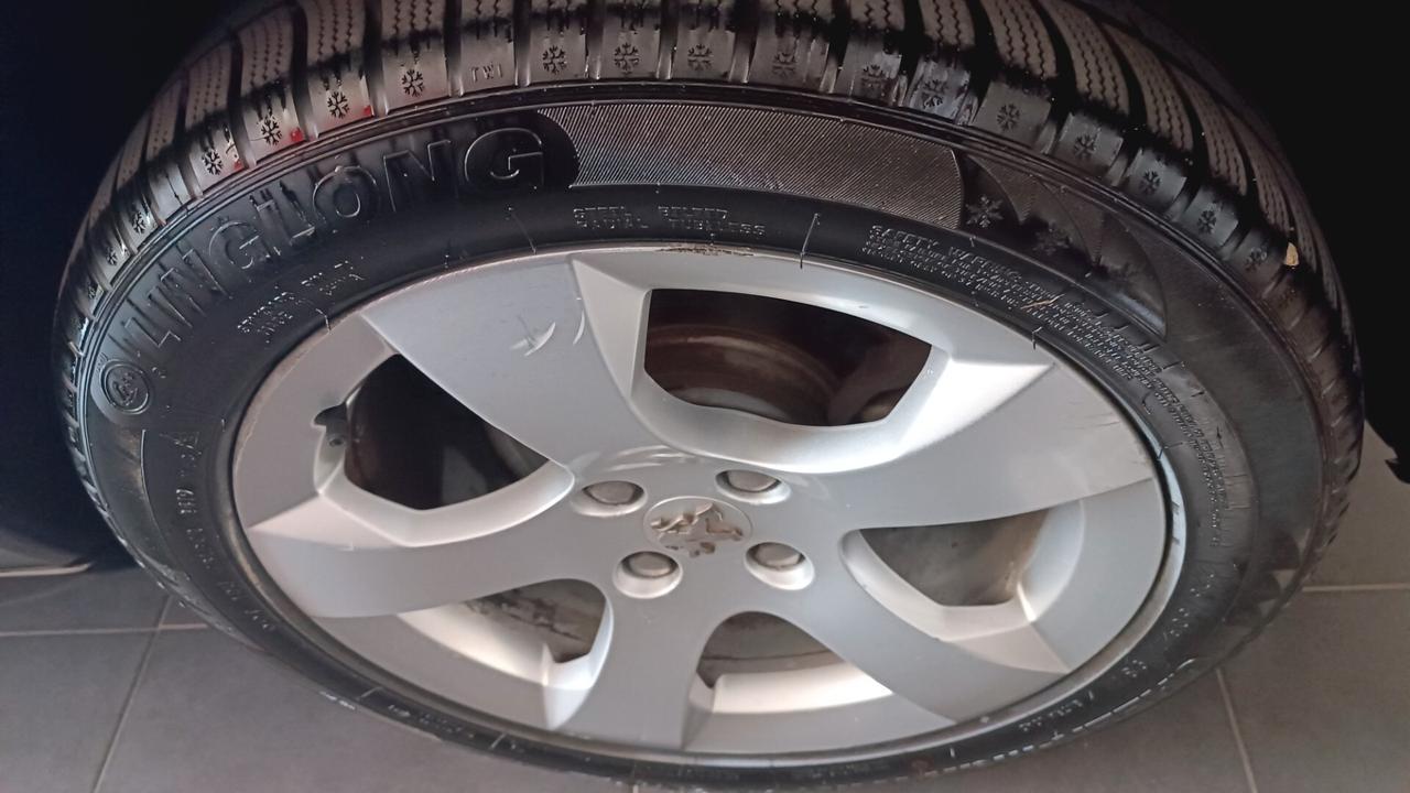 Peugeot 3008 1.6 HDi 115CV Style