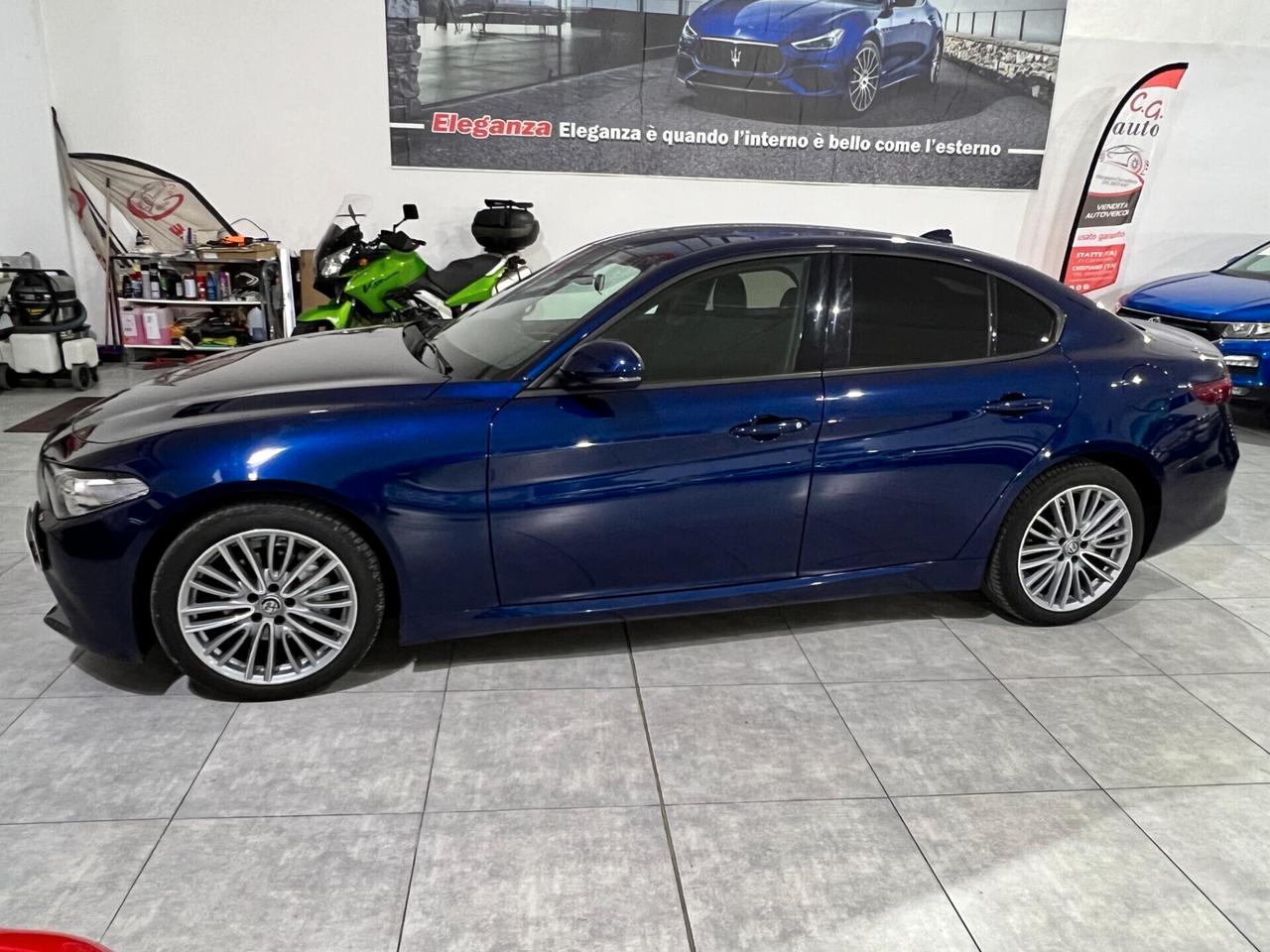 Alfa Romeo Giulia 2.2 160 CV - AT8 Executive - 2019