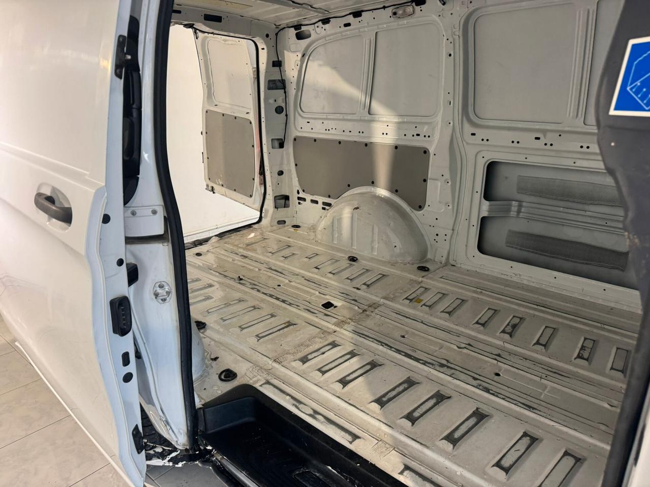 VITO 2019 111 CDI 6 MARCE E6b L2 PASSO LUNGO