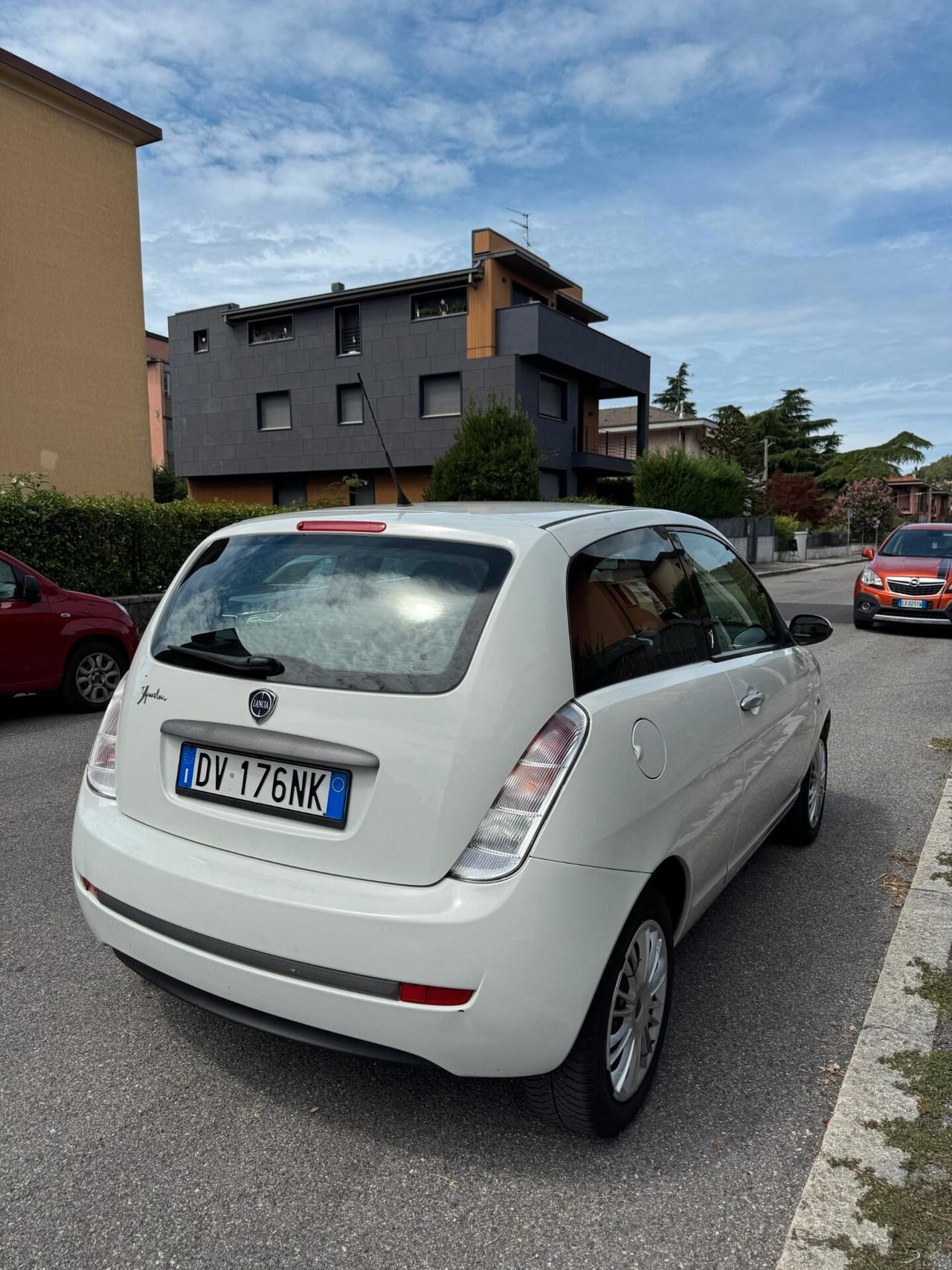 Lancia Ypsilon 1.2 benzina 2009 OK NEOPATENTATI
