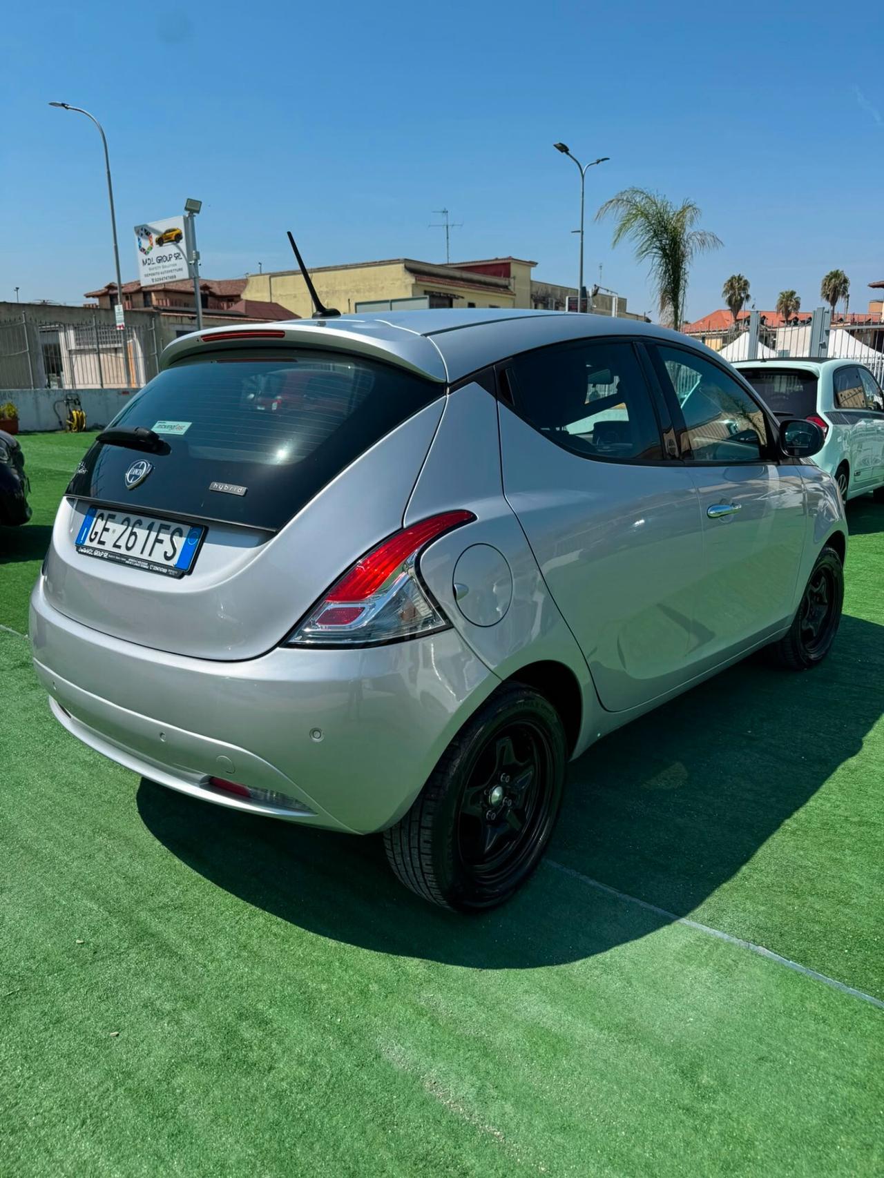 Lancia Ypsilon 1.0 FireFly 5 porte S&S Hybrid Ecochic Gold