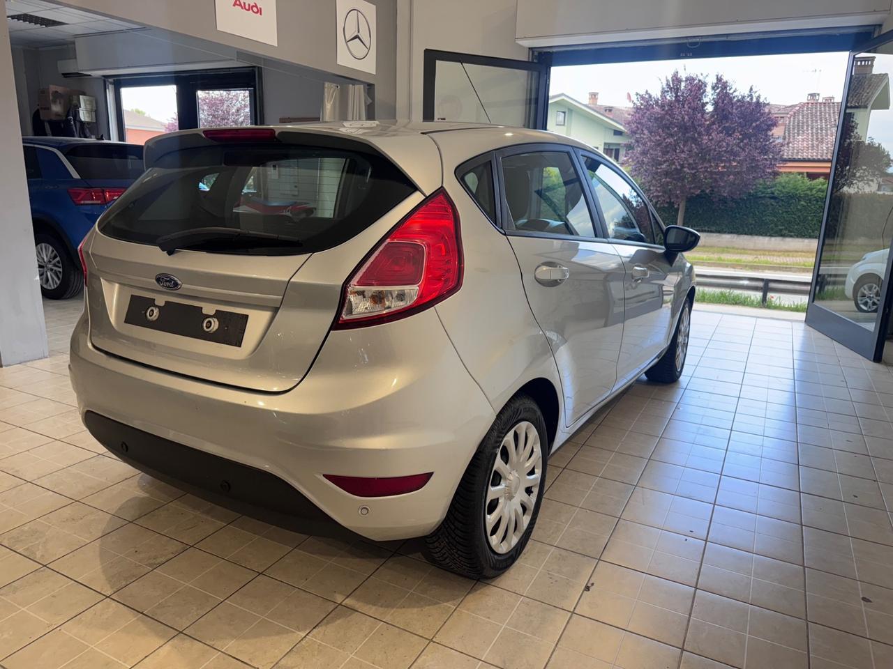 Ford Fiesta 1.1 5 porte Plus