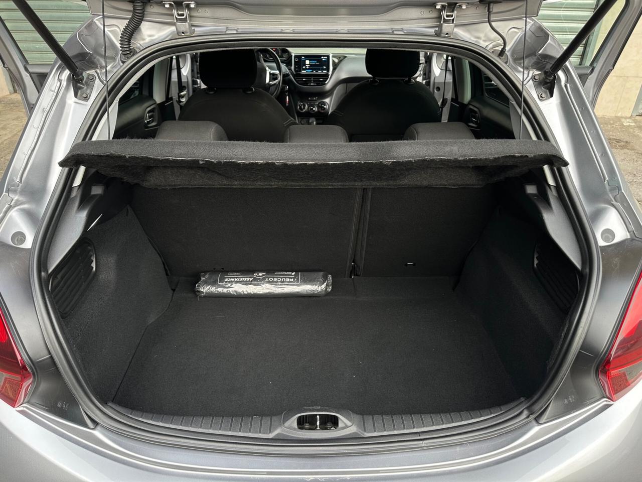 Peugeot 208 1.5 BlueHDi 100cv 5p. Allure