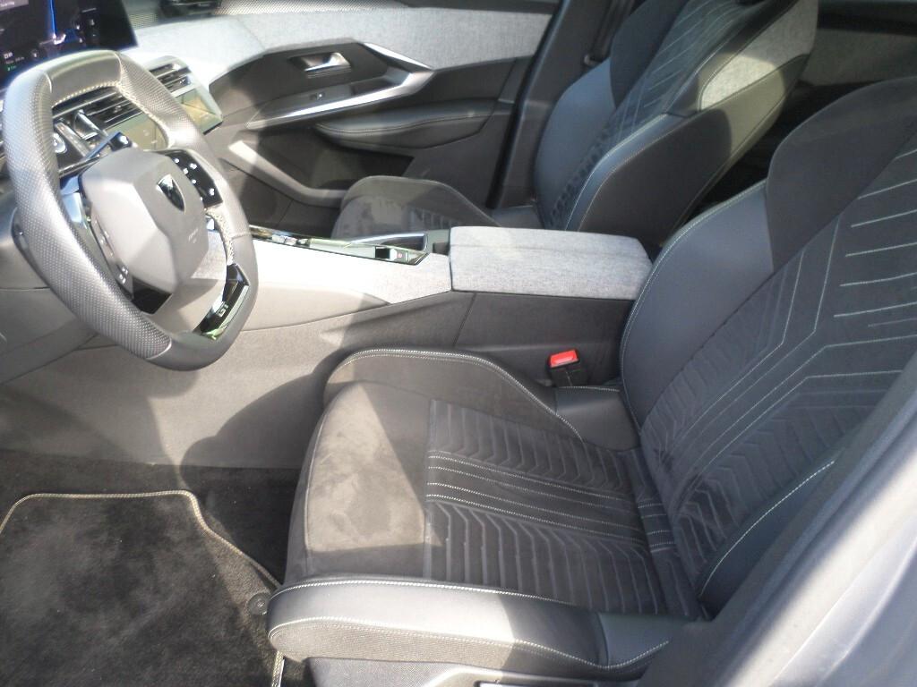Peugeot 3008 Hybrid 136 e-DCS6 GT
