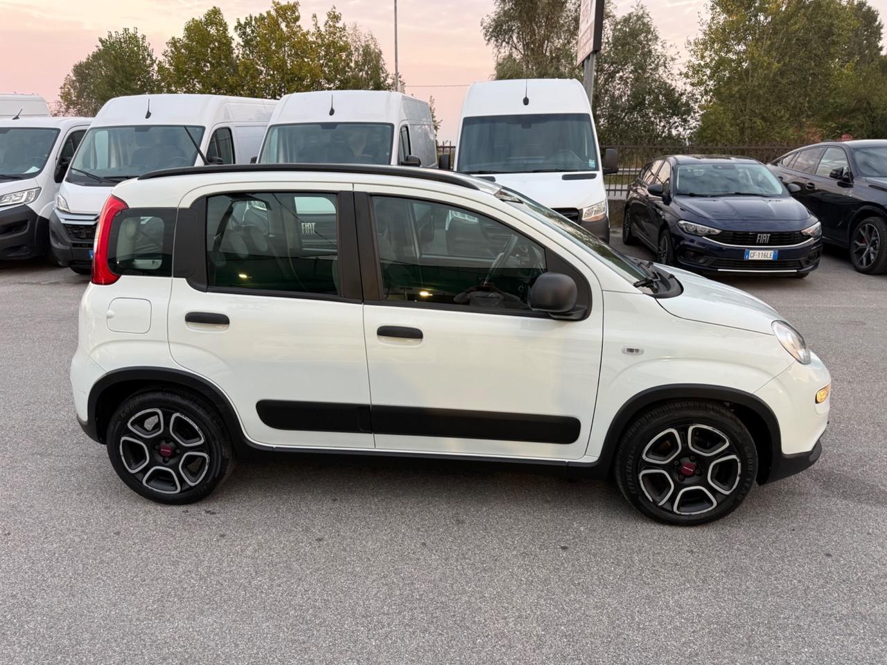 Fiat Panda Hybrid City Life 1.0 70 CV OMOLOGATA 5 POSTI