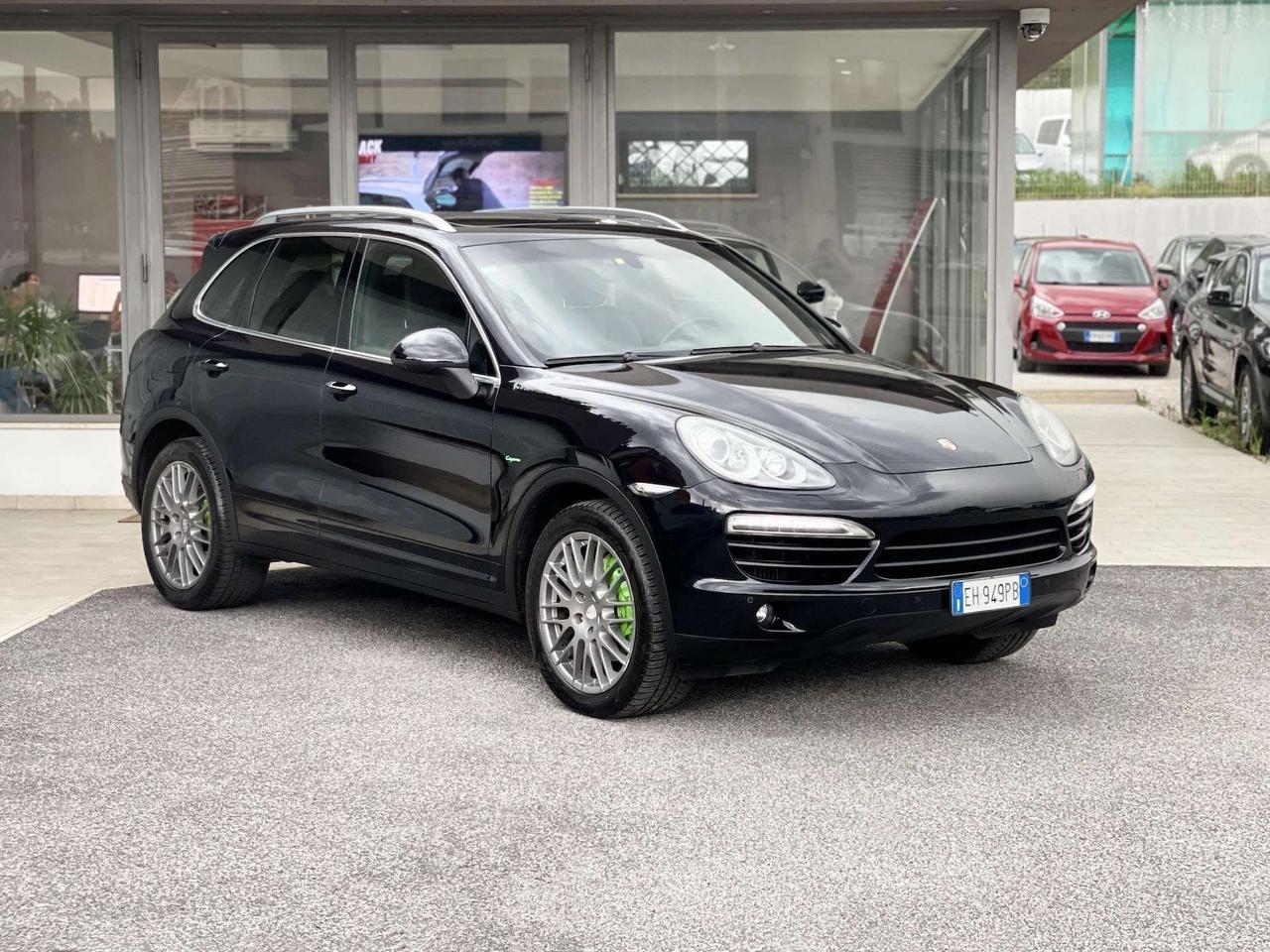 Porsche Cayenne 3.0 Diesel 240CV E5 - 2011