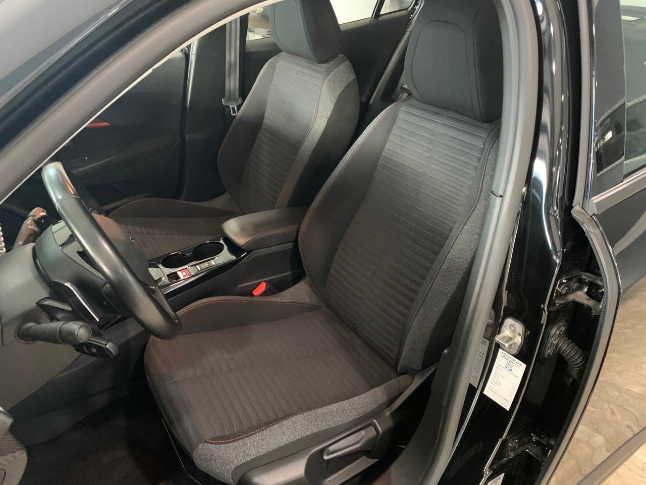 Peugeot 2008 PureTech 130 S&S EAT8 Active Pack