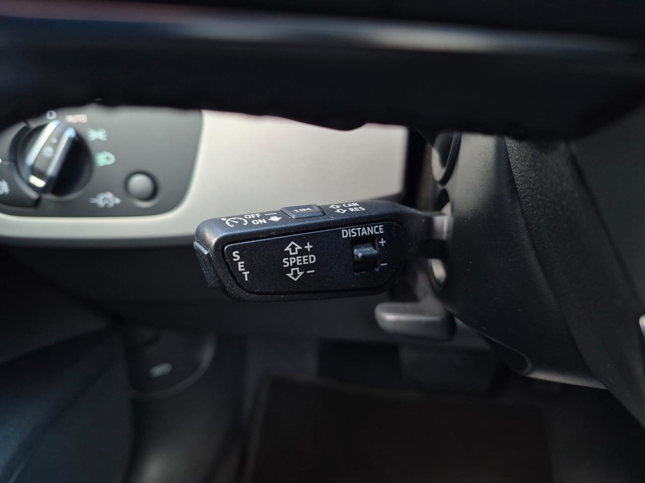 Audi A4 Avant 35 tdi MHEV S TRONIC NAVI CARPLAY FULL-LED