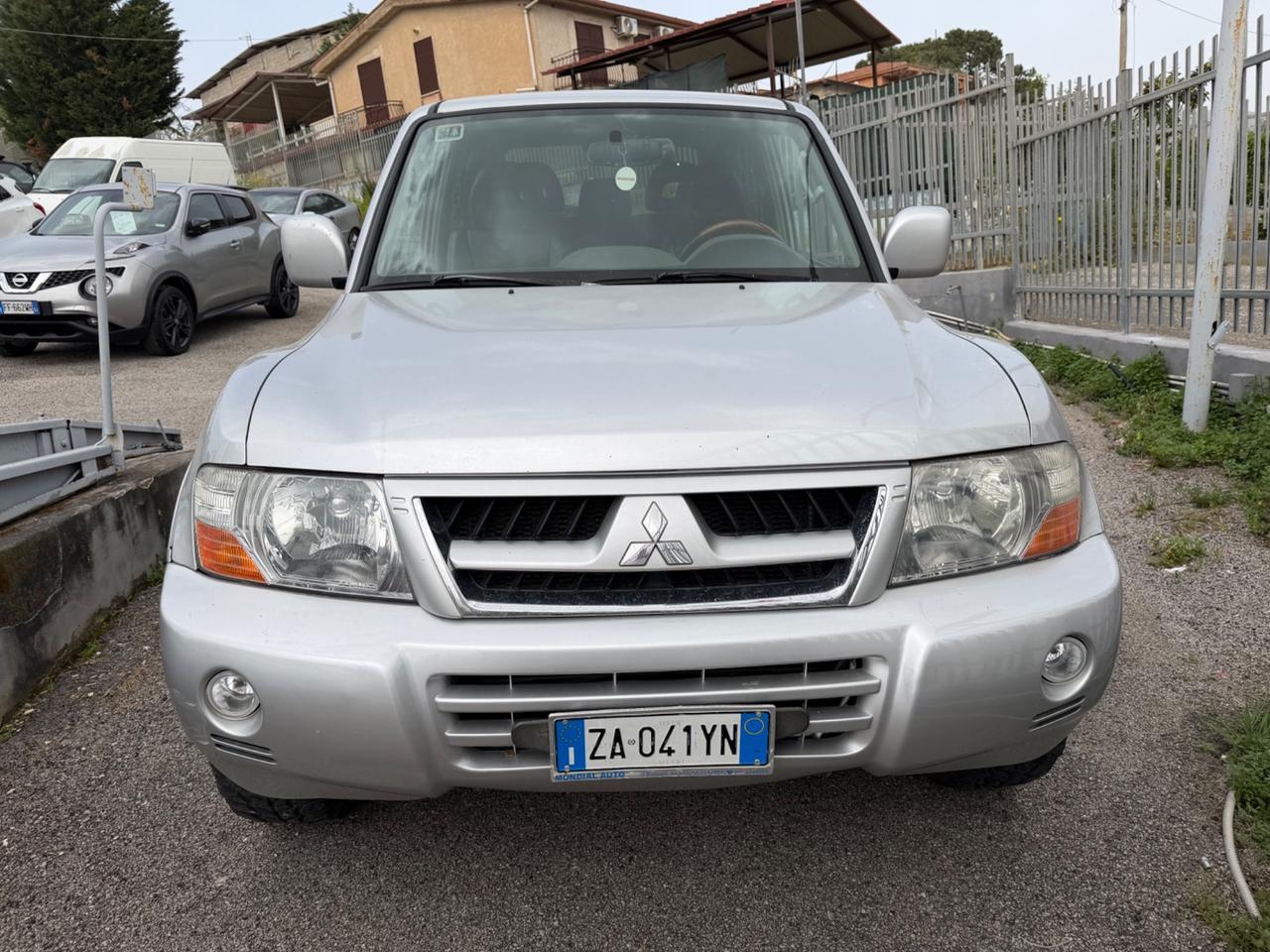 Mitsubishi Pajero 3.2 16V DI-D 3p. Instyle