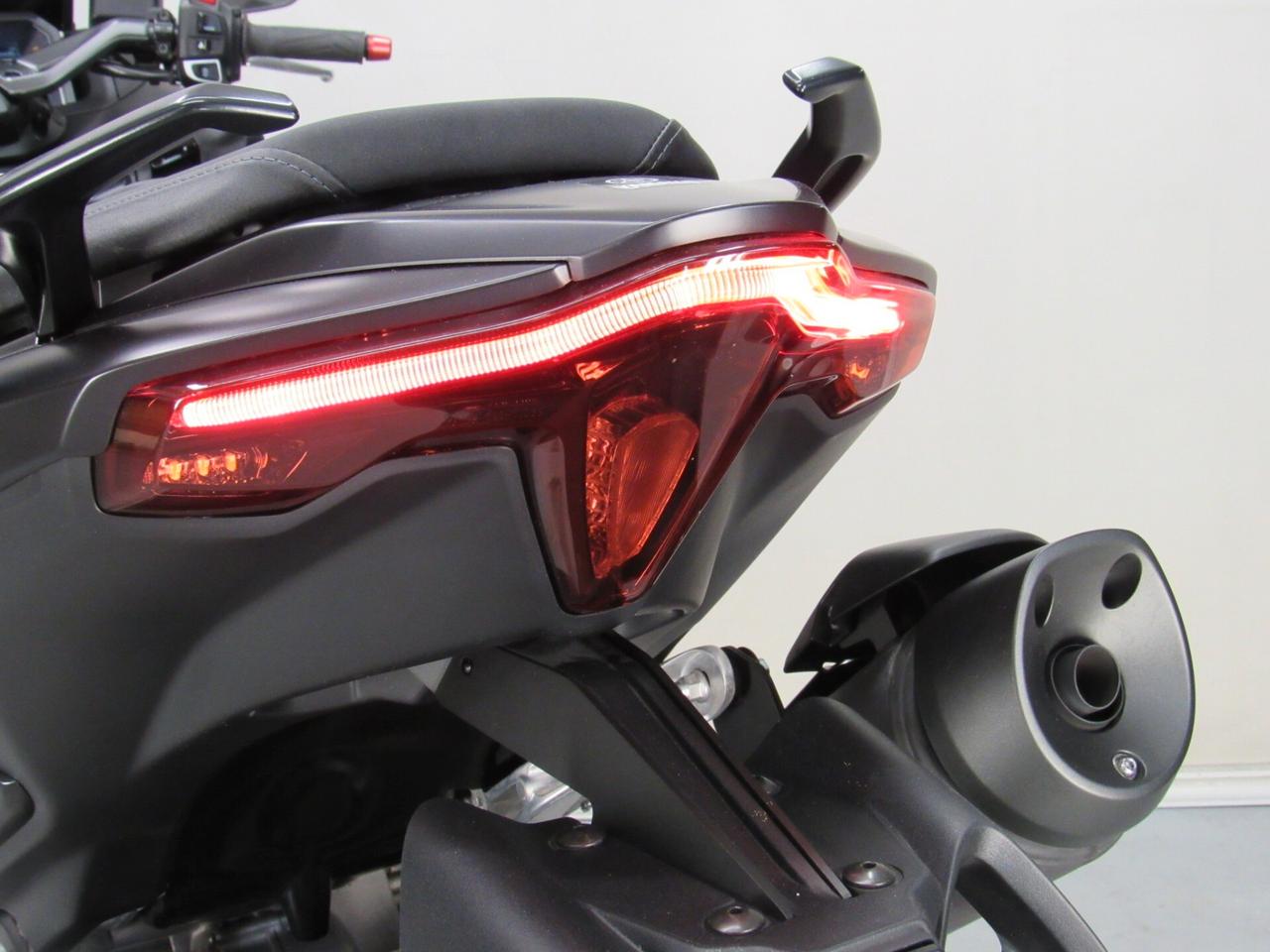 Yamaha TMAX 560 ABS