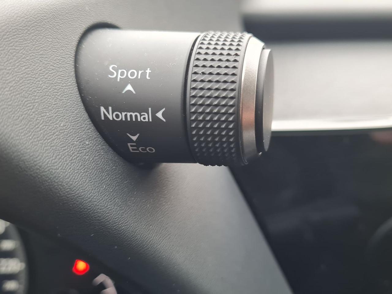 Lexus UX 250h HEV Design #8376