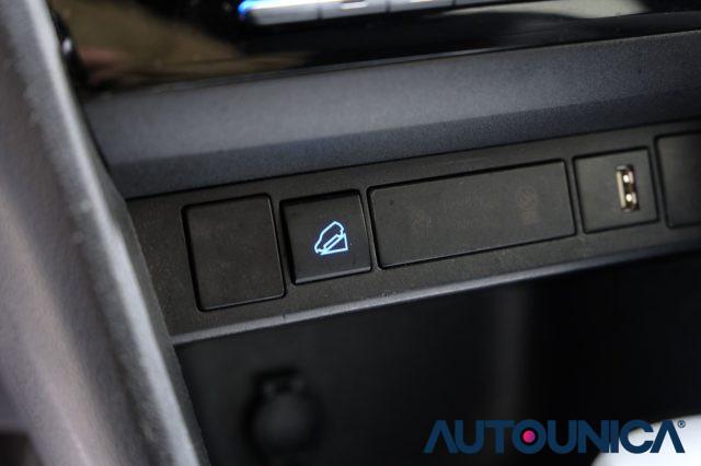 TOYOTA Yaris Cross 1.5 HYBRID 5PORTE E-CVT AWD-I 4x4 TREND FULL LED