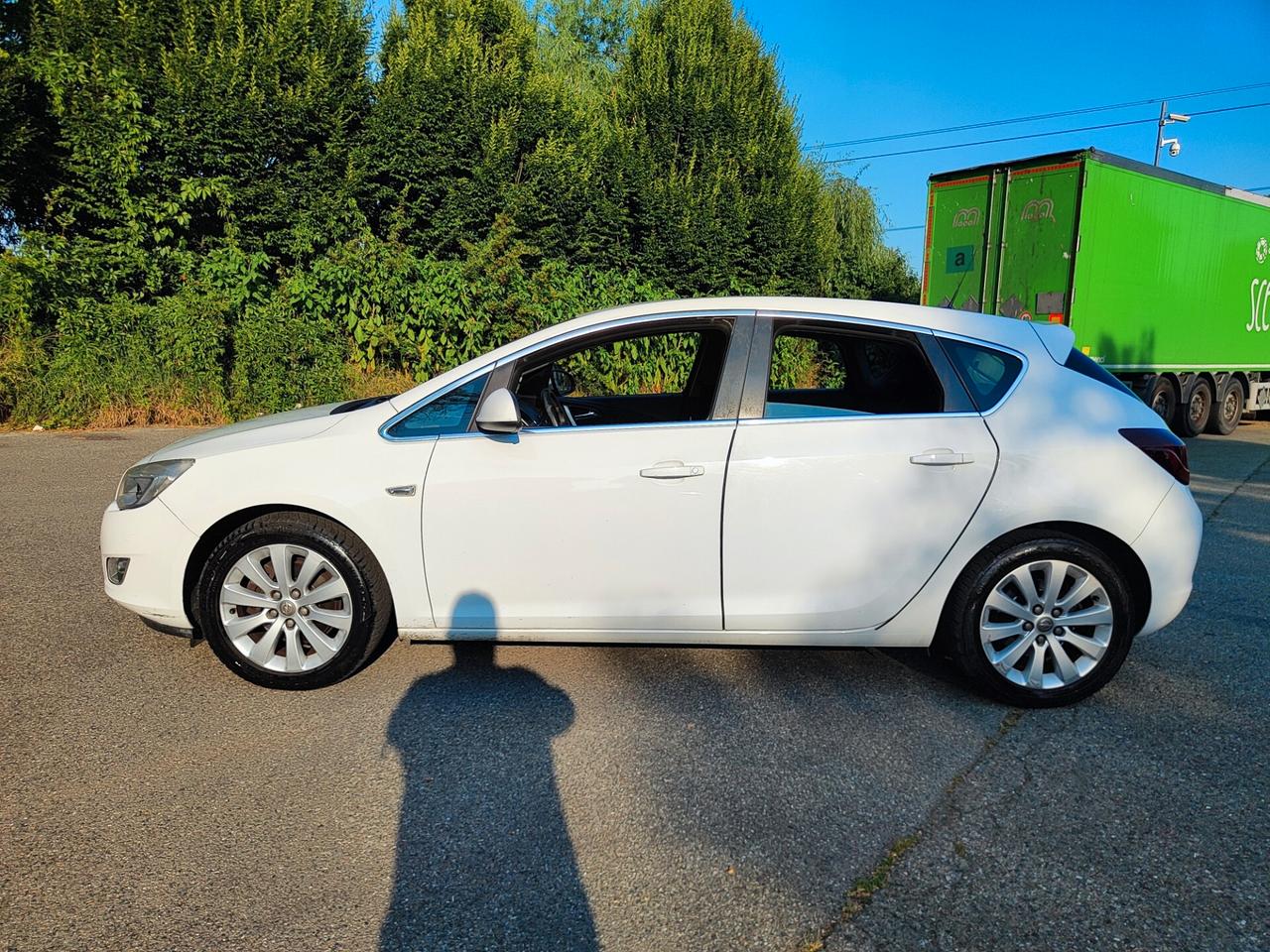 Opel Astra 1.7 CDTI 110CV 5 porte
