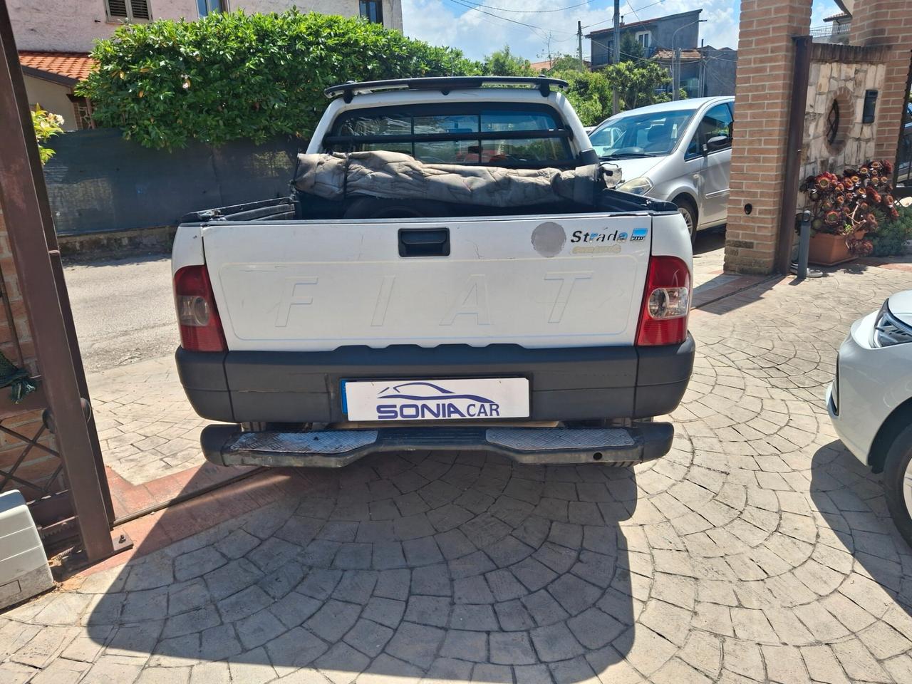 Fiat Strada 1.9 JTD