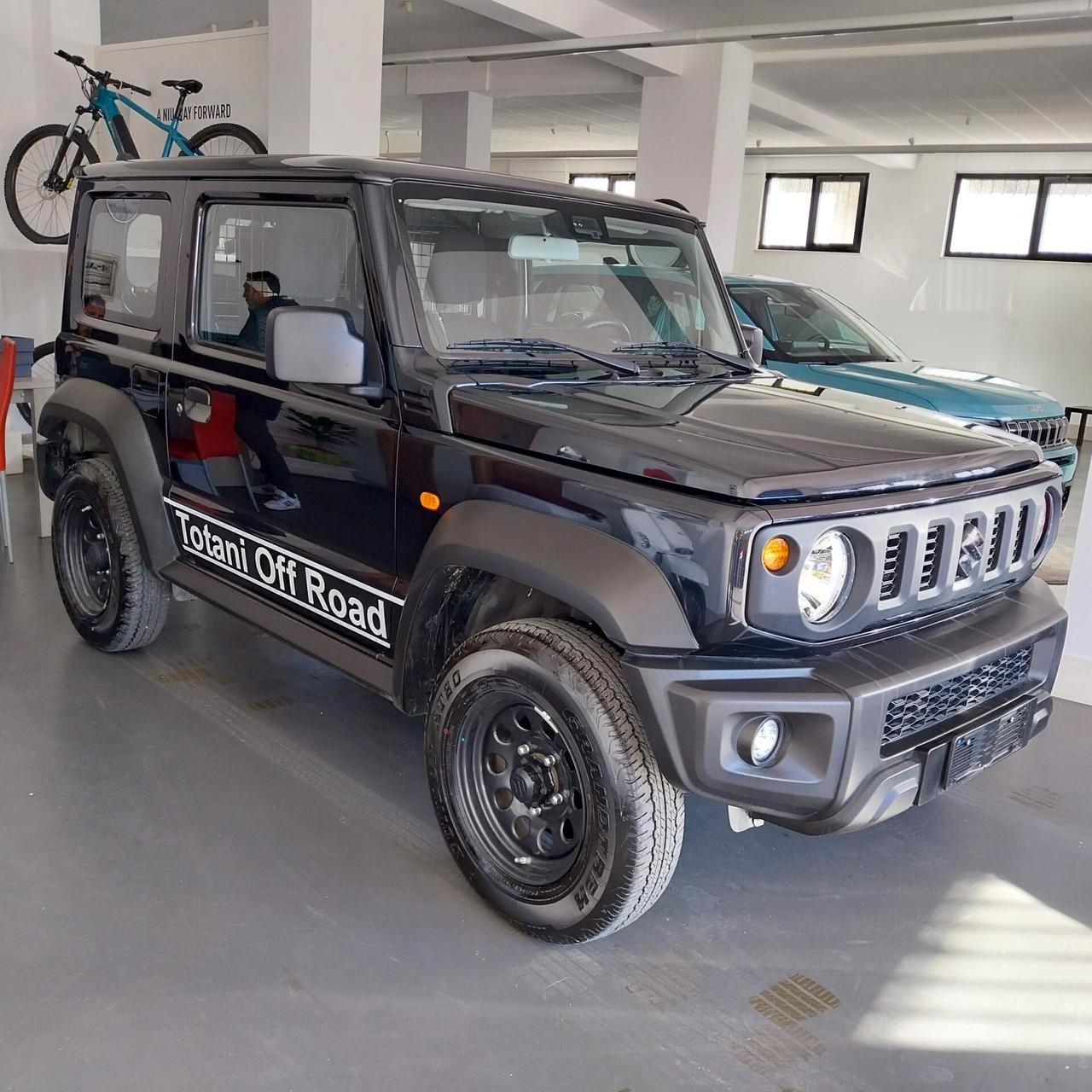 Suzuki Jimny 1.5 5MT PRO (N1)