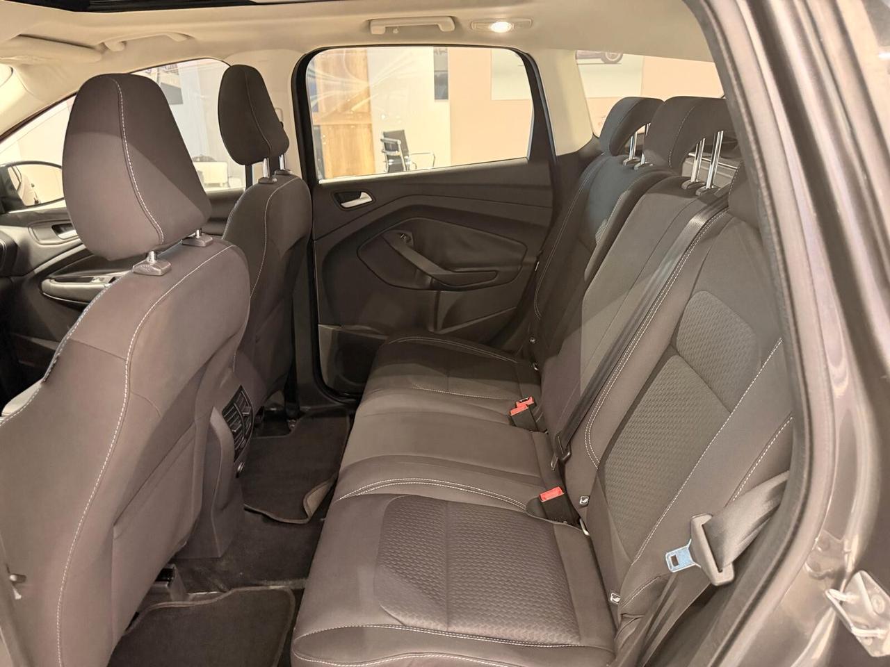 Ford Kuga 2.0 TDCI 150 CV S&S Titanium