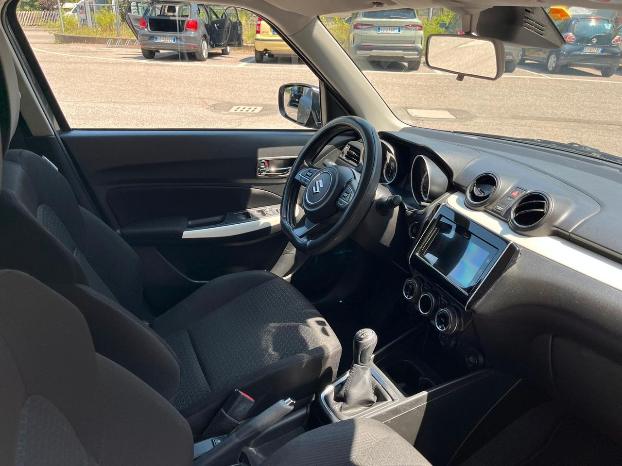 Suzuki Swift 1.2 Hybrid Top