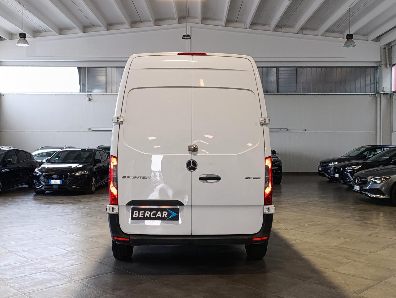 MERCEDES Sprinter 311 2.0 cdi F 39/33 fwd H2