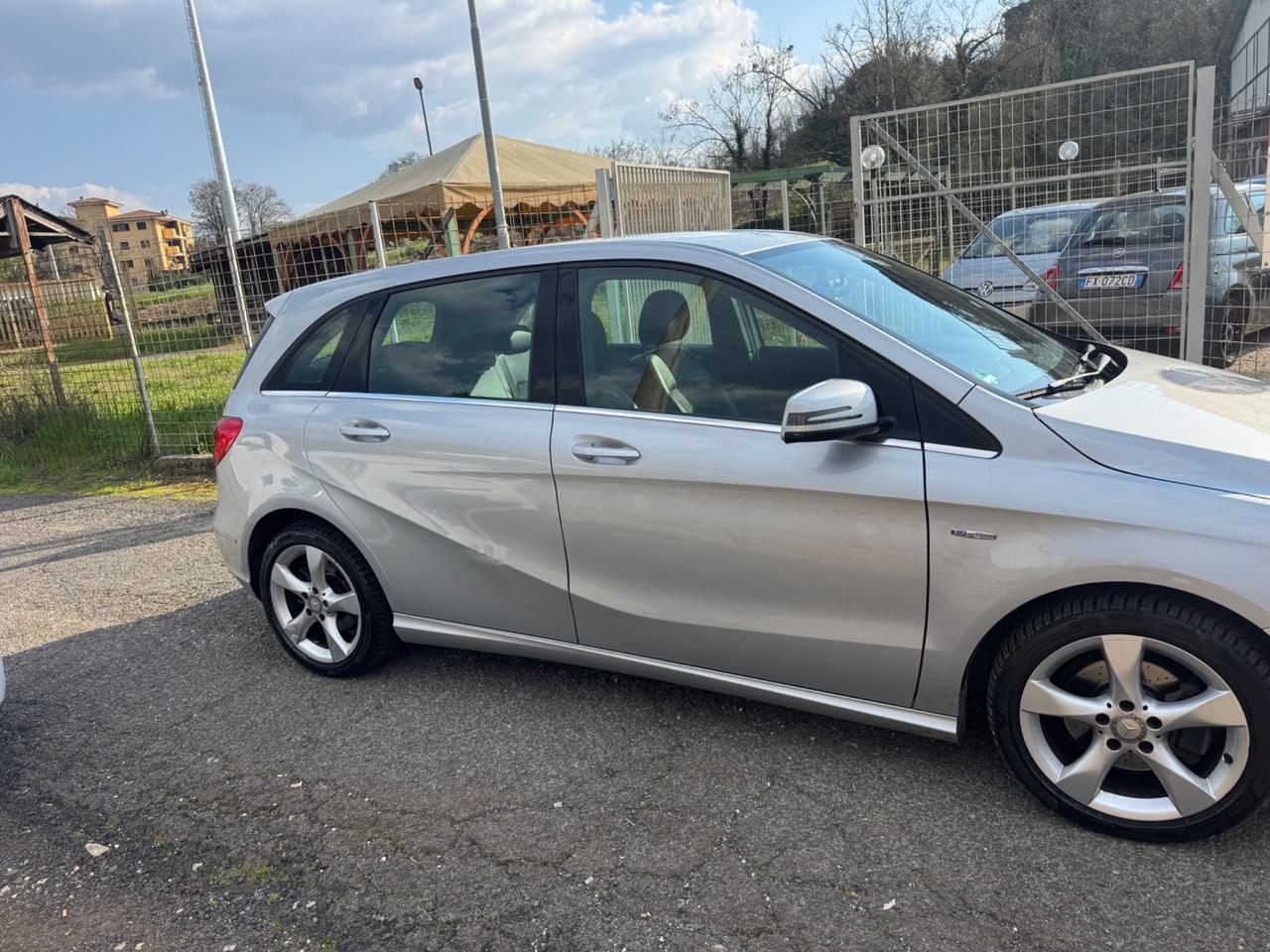 Mercedes-benz B 180 CDI BlueEFFICIENCY Premium