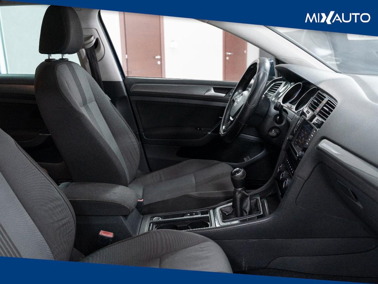 Volkswagen Golf 1.6 BTDI Comfortline 5 Porte 110CV EU6